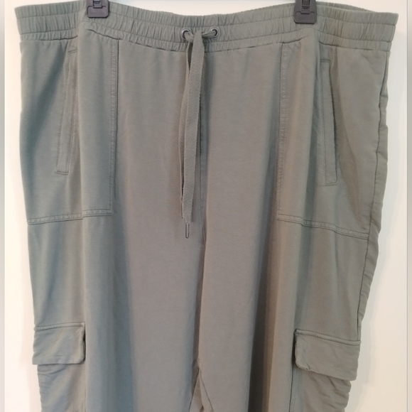 Banana Republic Women's Cargo pants Size XXL - Picture 8 of 15